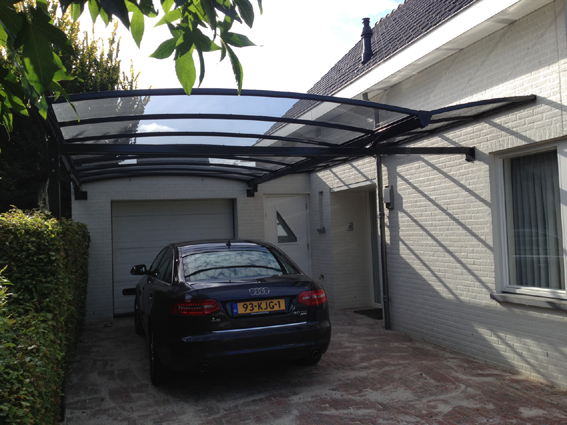 anderhalve carport
